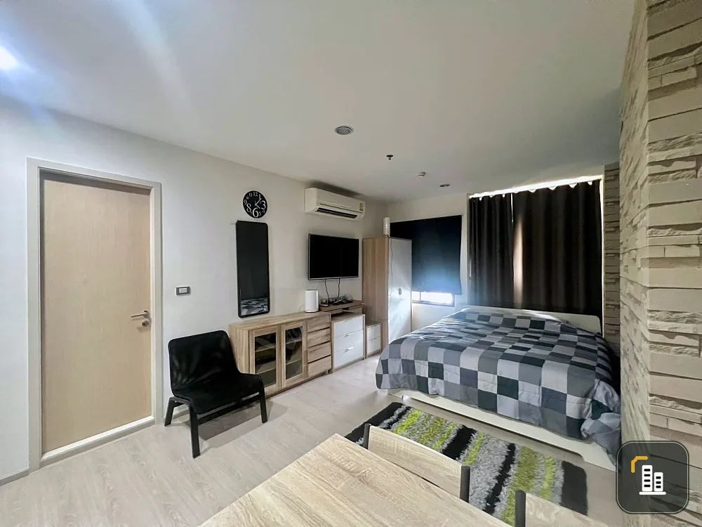 Urgent sale!! Condo RHYTHM ASOKE 2, studio room, 27 sq m, 26th floor, beautiful view, view of Ratchada Road, just come.