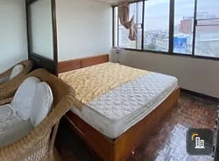 For rent: Center Condotel (South Pattaya), lots of usable space. Swimming pool view, low price, reserve quickly.
