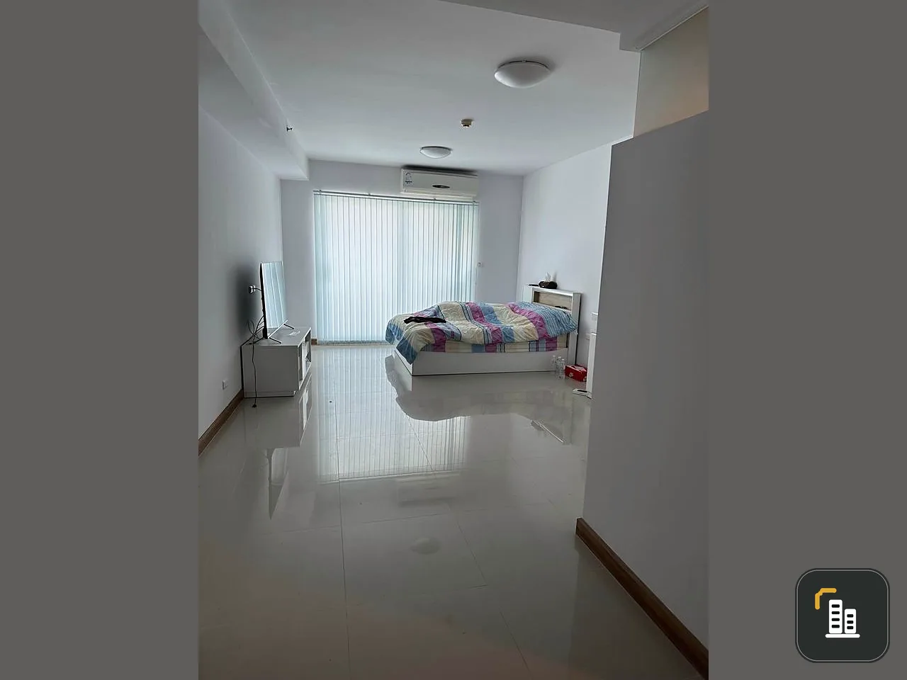 Supalai River Resort for sale, high floor, beautiful view, spacious room, fully furnished, affordable price. Don't just look and reserve now.