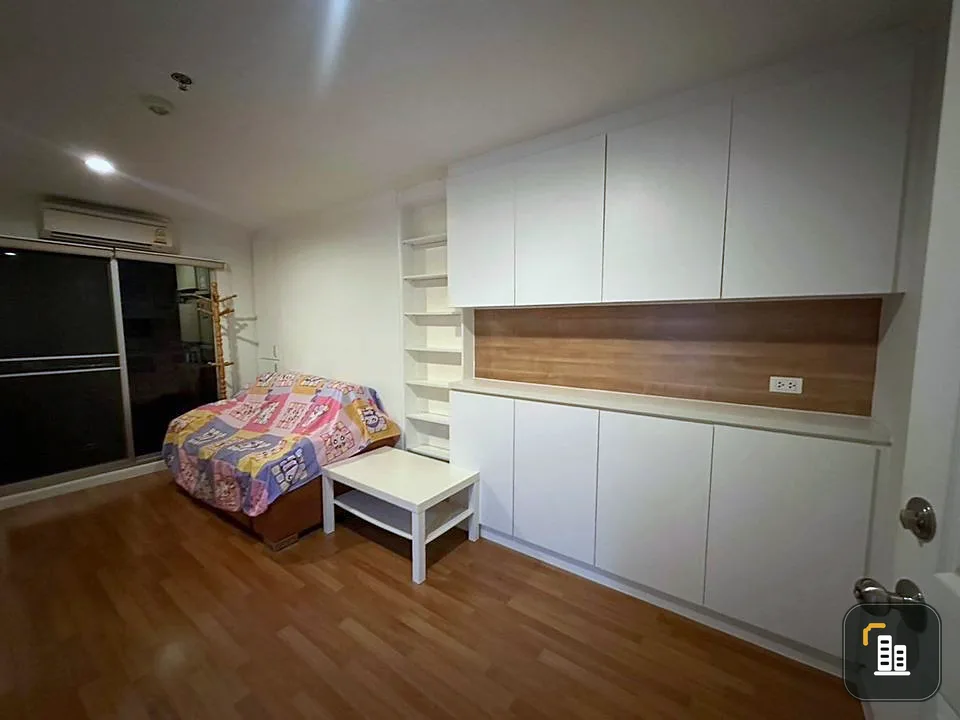 For sale Lumpini Park Riverside Rama 3, 4th floor, corner room, very private, fully decorated, Buit-In, book now.