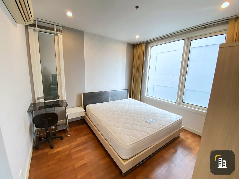 For rent, Siri Residence Sukhumvit 24, 24th floor, spacious room, elegantly decorated, comfortable, book now, urgent.