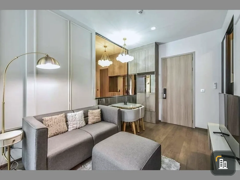 For rent, PARK ORIGIN PHAYATHAI, 9th floor, luxuriously decorated, good wall paneling, awesome Buit-In, hurry and reserve now.