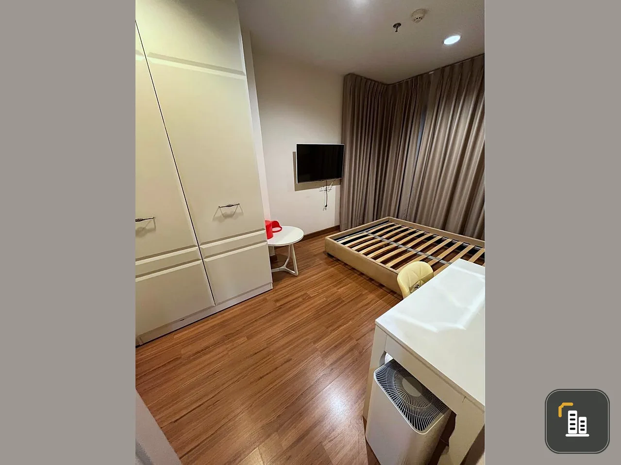 Condo for sale, The Crest Phahonyothin 11, 2 bedrooms, 2 bathrooms, fully furnished, ready to decorate, reserve now, don't miss it.