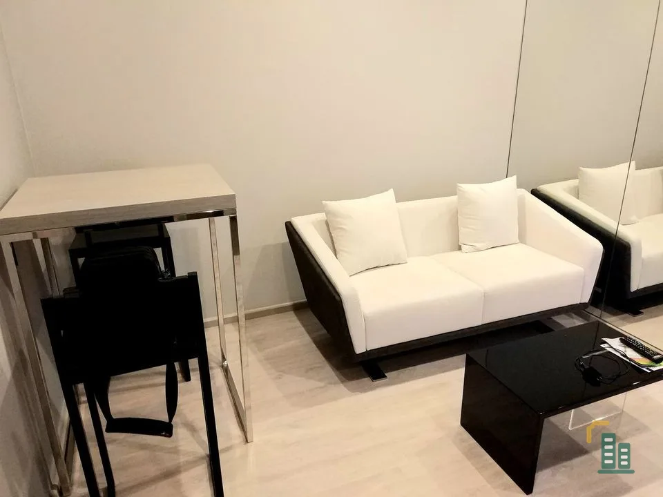 Condo for rent, M Thonglor Ten, fully furnished, good location, convenient travel, can't miss it.