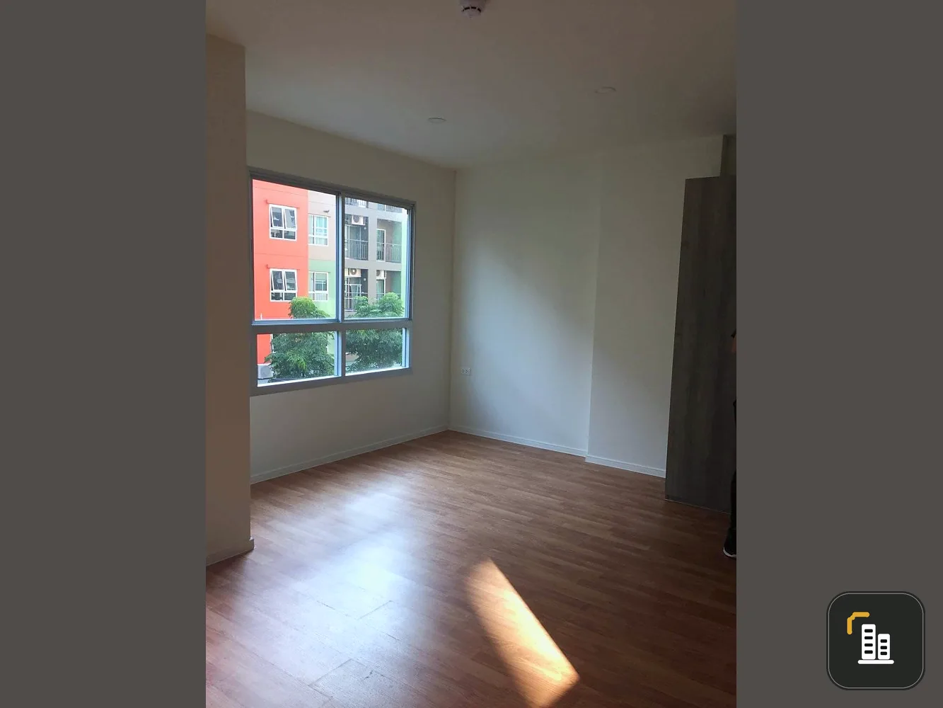 For sale: Lumpini Ville Ratburana - River View 2, empty room, open and airy. Those who renovate rooms, don't miss it.