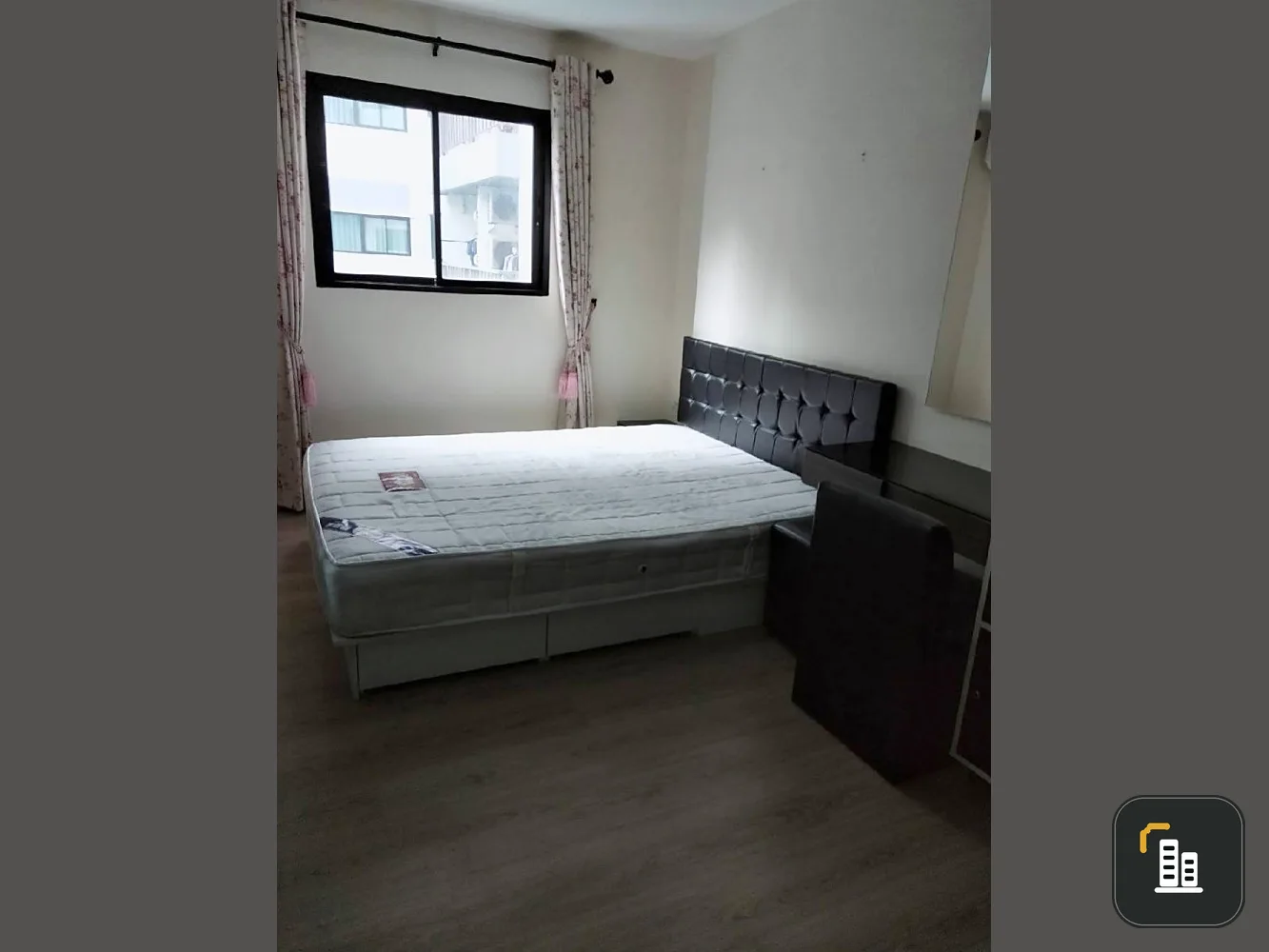 For sale: The Link Vano Sukhumvit 64, 3rd floor, spacious room, comes with complete decoration. Book now, hurry.