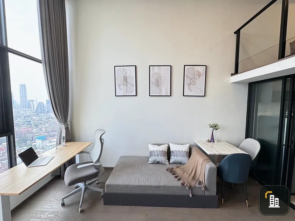 For sale rent Condo Park Origin Chula Samyan Duplex, pleasantly decorated, very beautiful view. Book now, can't miss it.