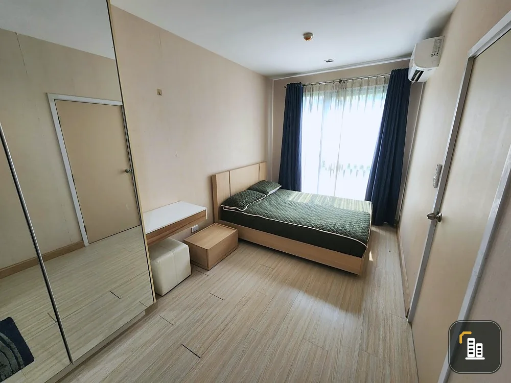For sale: The Privacy Ngamwongwan, corner room, 3rd floor, garden view, fully furnished, good price, reserve first and get in first.