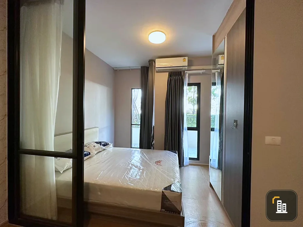 For rent: Unio Sukhumvit 72, nature view room. Decorate the wall beautifully Make it proportional Don't postpone past reservations.