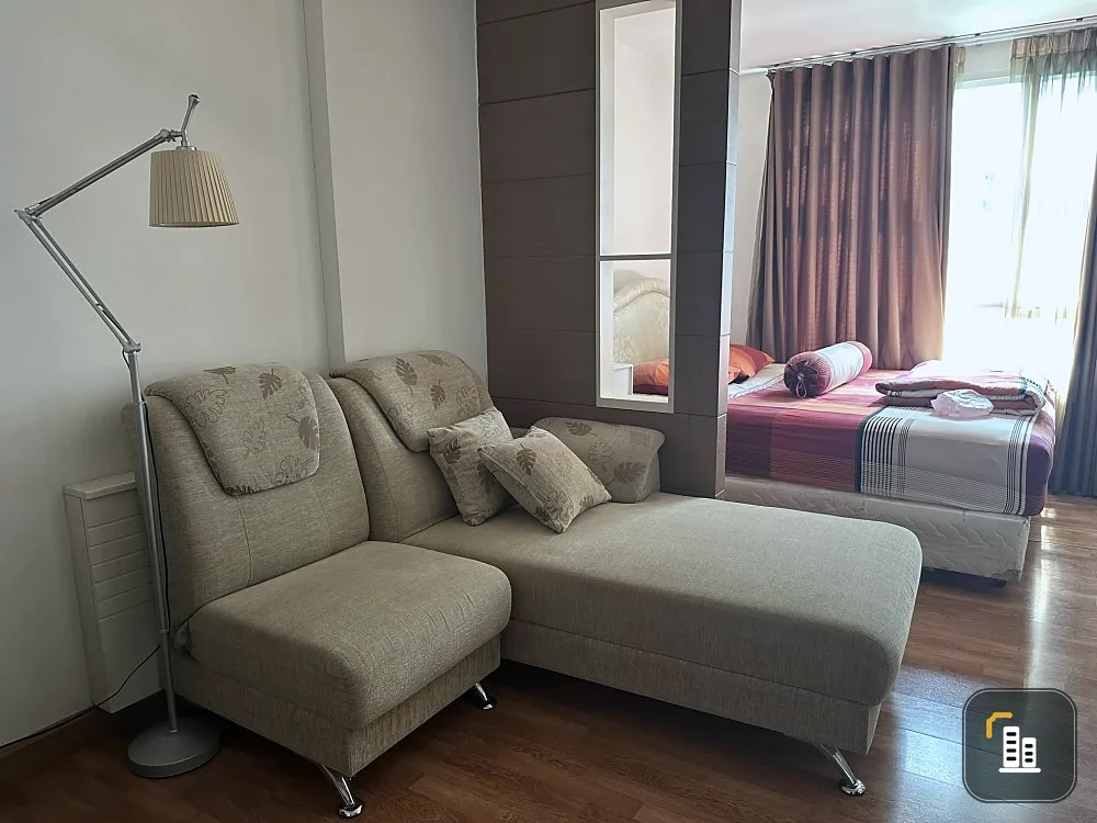 For sale: Ivy Ratchada, separated rooms. Fully furnished Complete set of electrical appliances Don't be afraid to just look and reserve.