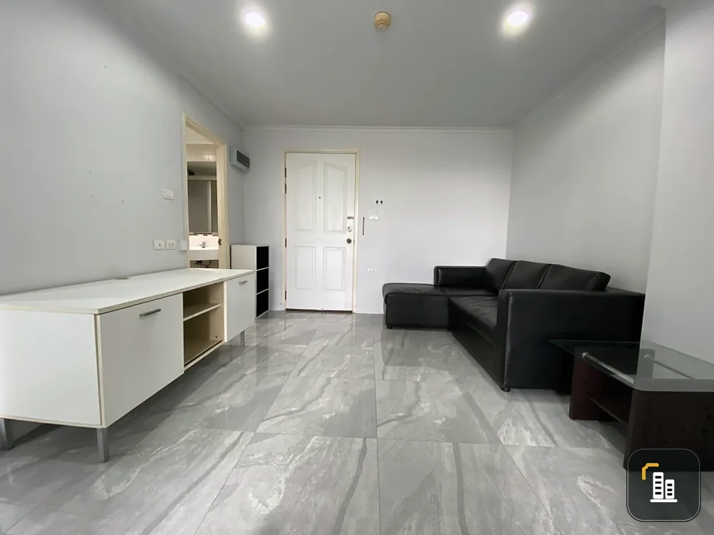 For sale, for rent!! Condo Lumpini Ville Ramkhamhaeng 26, 7th floor, Building A, beautiful room, fully furnished, good price, book now!!