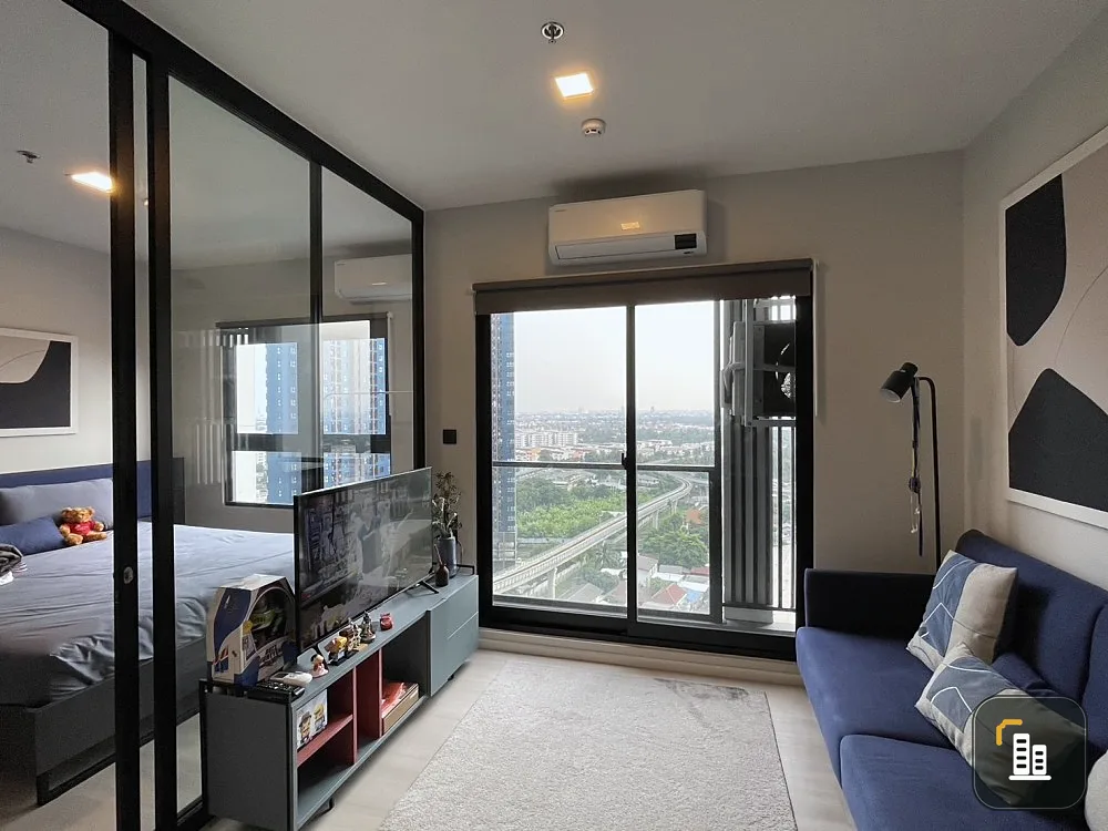 For rent, The Key MRT Phetkasem 48, 19th floor, open view, comfortable to the eyes, fully decorated room, already in good condition, book now.