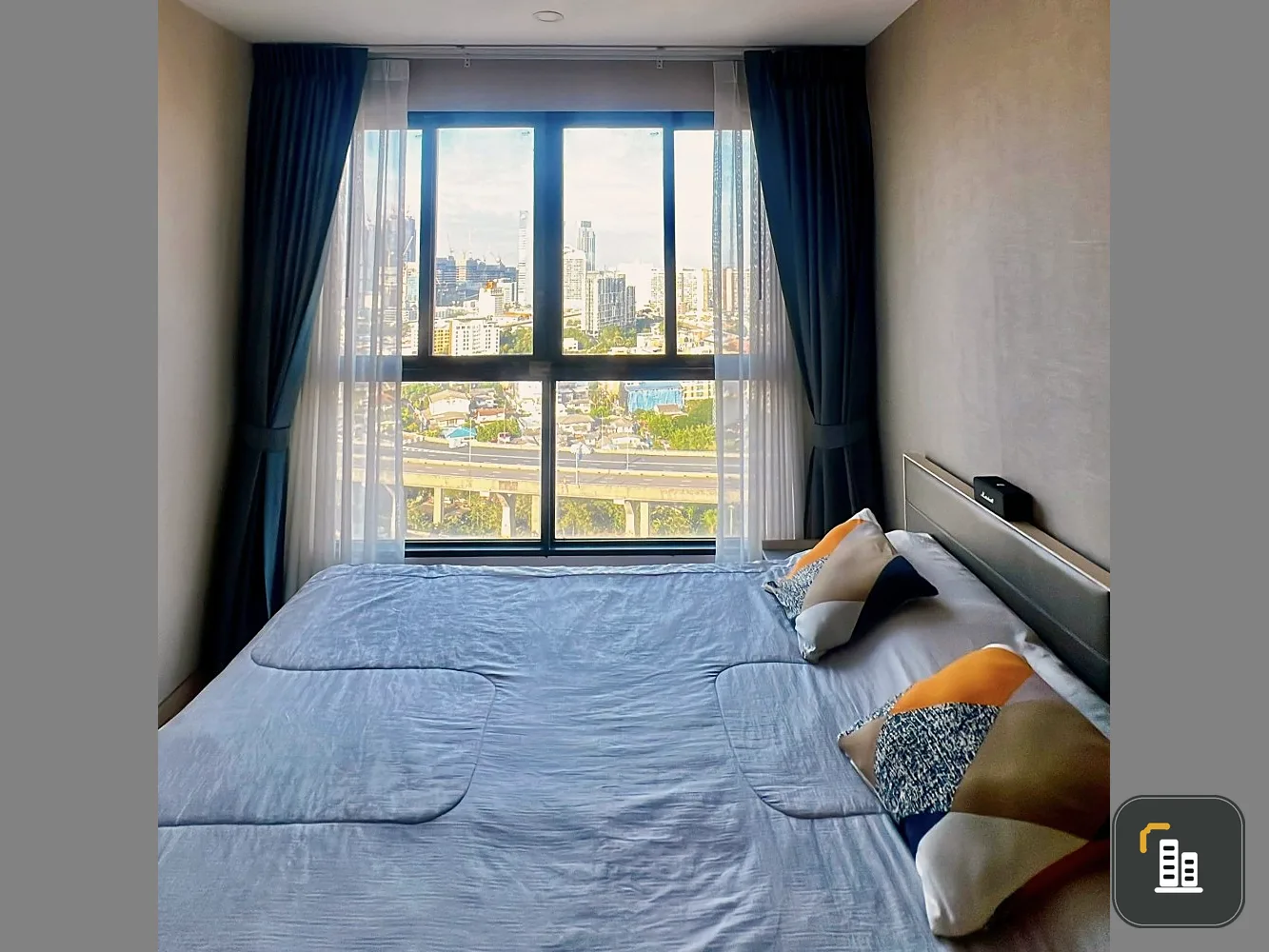 For sale Ideo O2, 24th floor, very beautiful city view. Full facilities, clean room, comfortable to the eyes, book now.