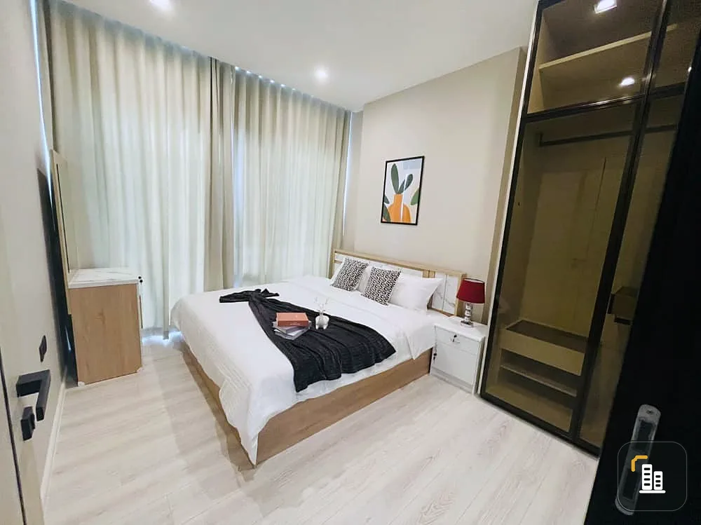 Condo for rent, The Room Phayathai, high floor, city view, fully furnished room. You can just come in and stay.