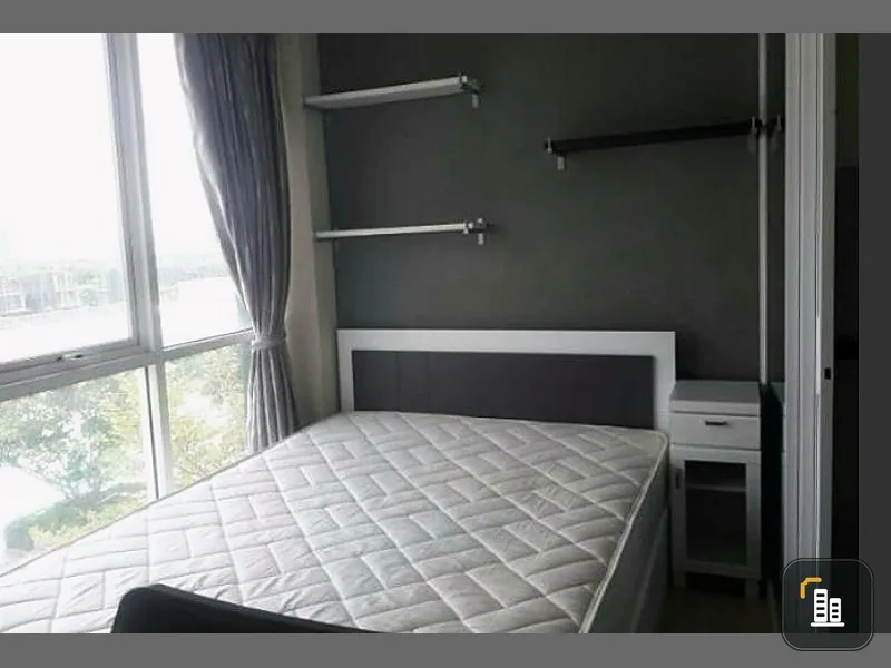 For rent, Garden Asoke-Rama 9, room decorated in white tones. Fully new furniture, ready to move in