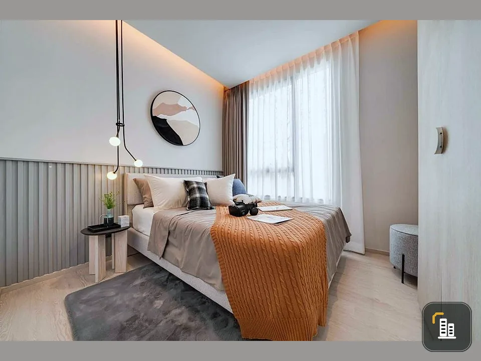 Down payment sale, Reference Sathorn-Wongwian Yai, 2 bedrooms, 2 bathrooms, south side, Chao Phraya River side. Don't miss it.