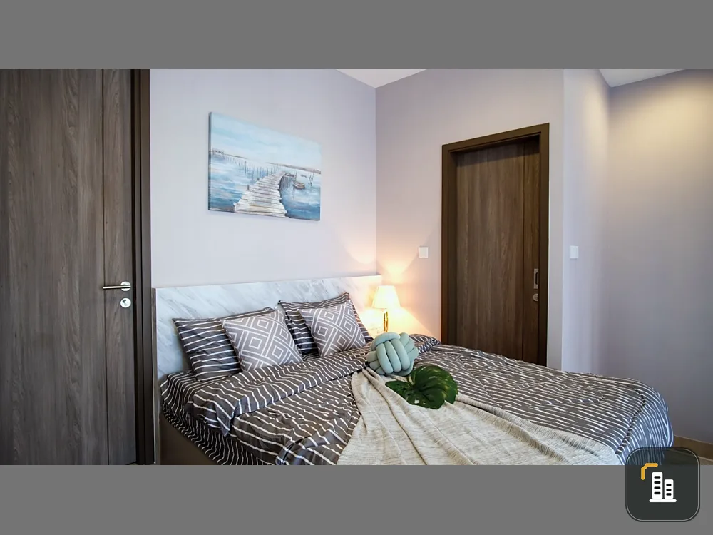 Condo for rent, Ideo Mobi Asoke, MRT Phetchaburi, Duplex room, complete with furniture and electrical appliances.