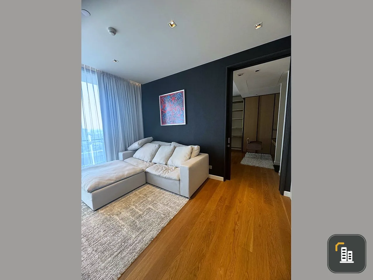 For sale or rent Beatniq Sukhumvit 32, big room, comfortable, 27th floor, unblocked view, let me tell you, don't miss it.