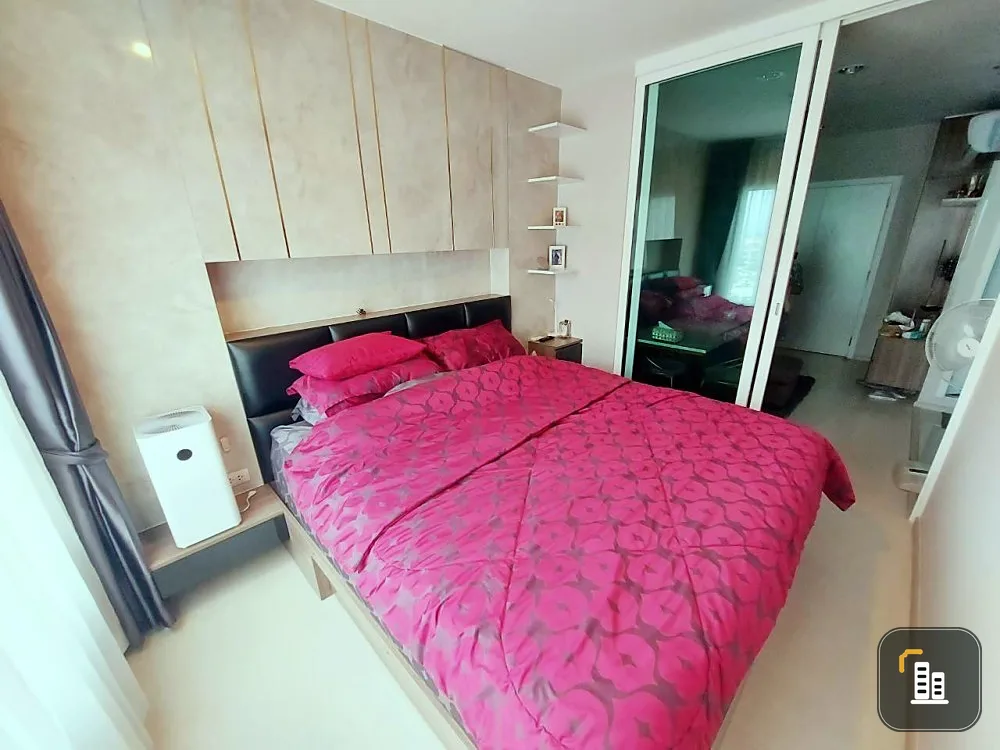 Condo for sale: Aspire Erawan 1 Bed Plus room, north direction, fully decorated, built in the whole room, book now.