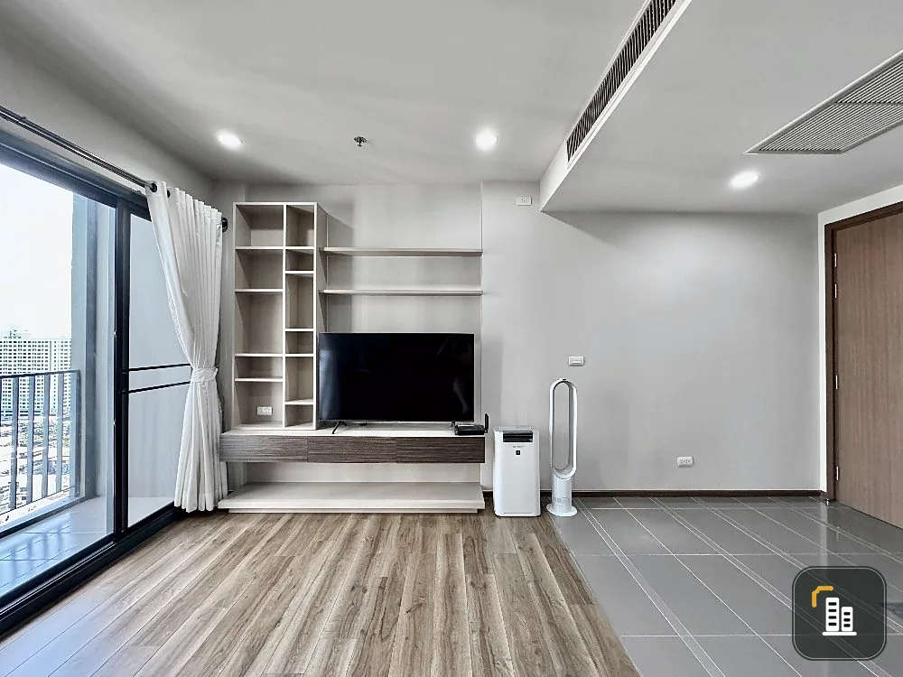 For sale: Onyx Phahonyothin, 20th floor, corner room, next to the garden, spacious room, fully furnished, very livable. Book now, don't miss it.