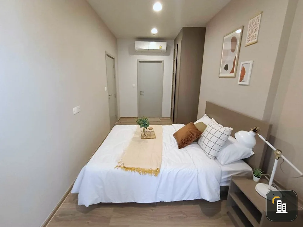Condo for rent, Oka House Sukhumvit 36, head of bed is on the north, room is not hot, view of buildings in Thonglor area, reserve now.