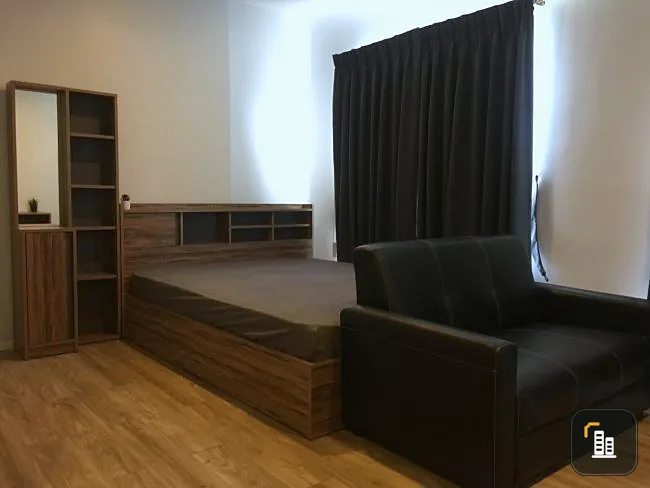 For sale ISSI condo Suksawat, fully decorated, furnished + electrical appliances, good value, reserve now.