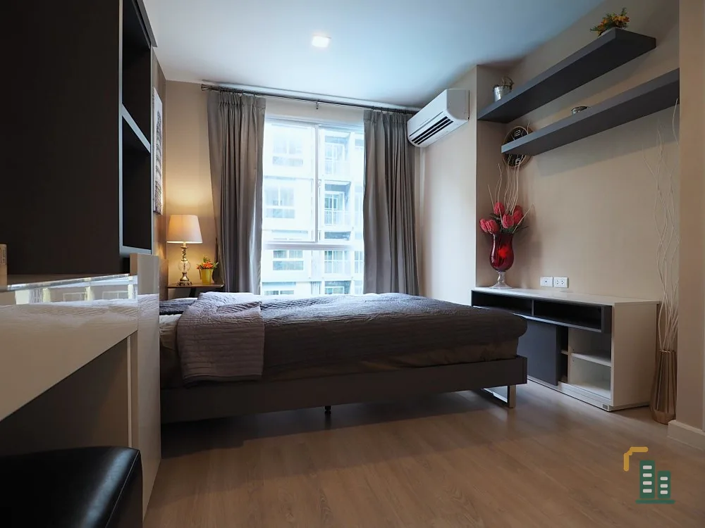 For sale: Metro Luxe Rama 4, 4th floor, swimming pool view, beautifully decorated, ready to move in. Reserve quickly.