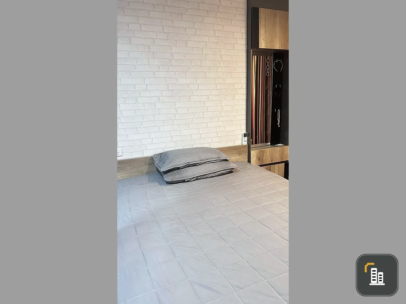 Richpark @ triple station for sale, nicely decorated. Ready to move in, complete with electrical appliances. Reserve now.