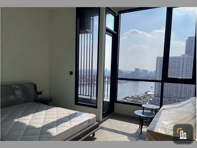 For sale Chapter Charoennakorn-Riverside The room is on a good high floor, 25th floor, no noise. Buy now.