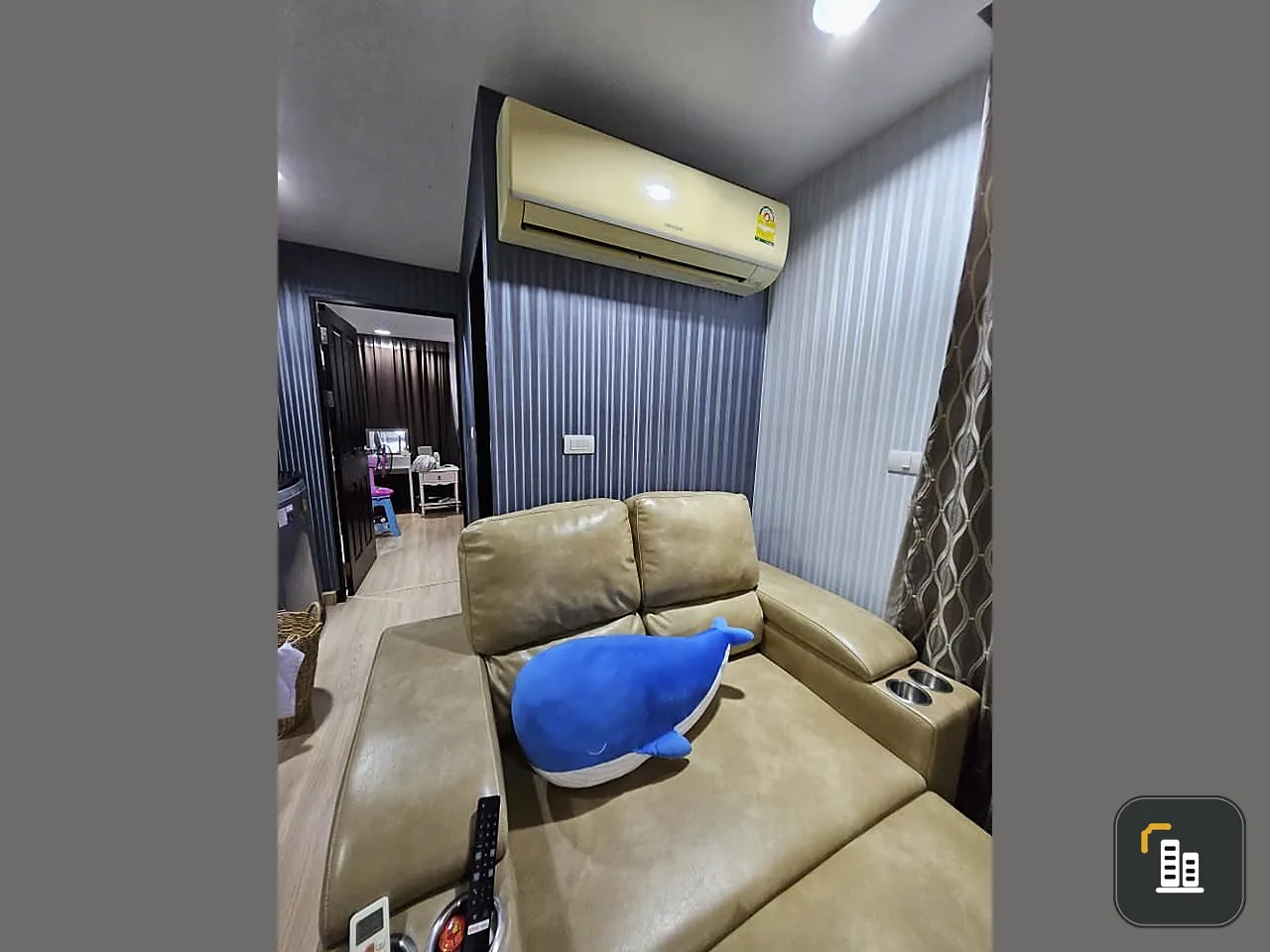 For sale: The Kris Ratchada 17, simply decorated room. Fully furnished Don't just look, hurry and reserve now.
