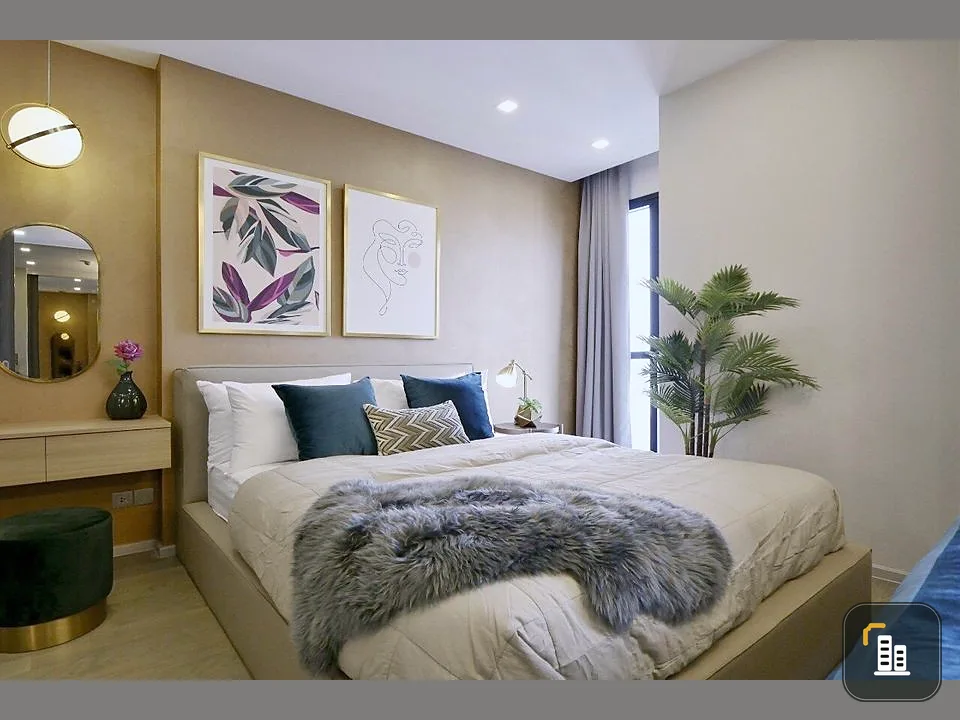 Condo for rent, Ashton Asoke, decorated with luxurious built-ins, east facing, high floor, if you miss it you will regret it.