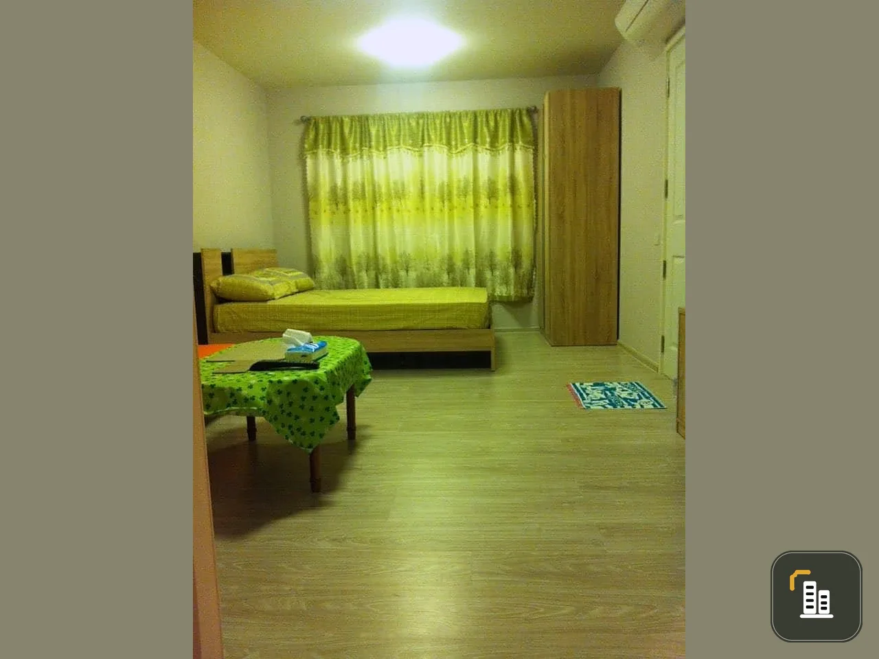 For sale: Aspire Sathorn-Taksin, Brick Zone, complete amenities. The price is very friendly. You can reserve now.