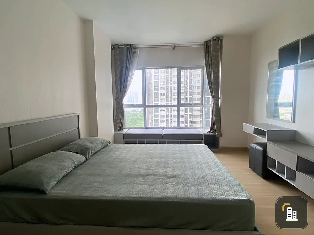 Condo for sale Supalai Veranda Rama 9, complete amenities, 14th floor, swimming pool view, book now.