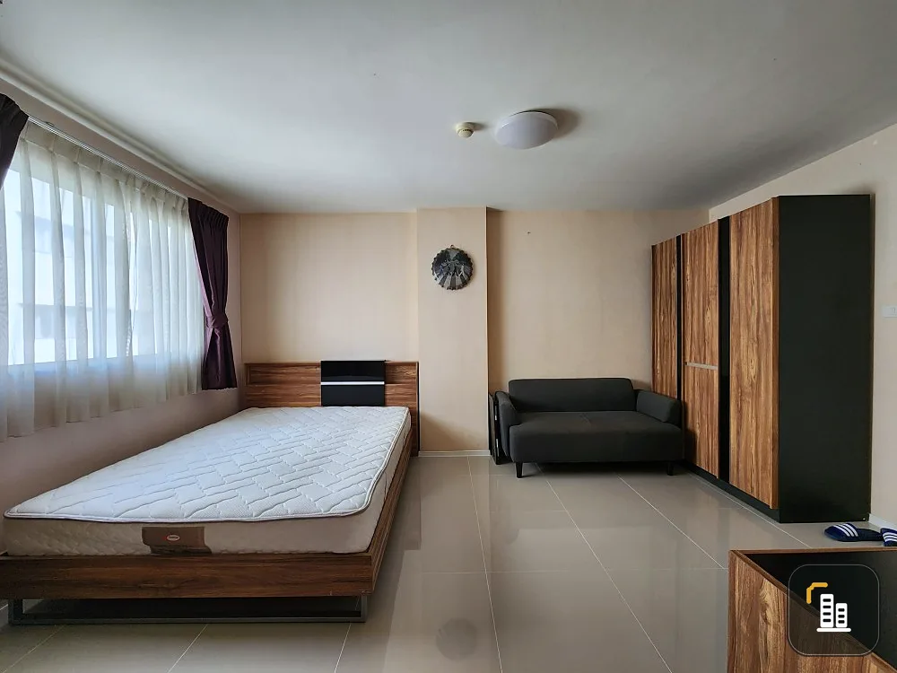 Condo for sale, Lumpini Township, Rangsit, Khlong 1, studio room, decorated with wallpaper, good price, don't wait.