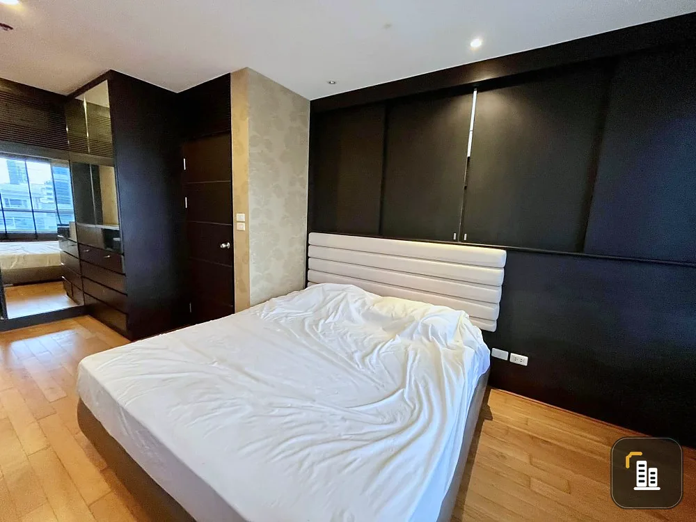 Condo for sale, One Nicely decorated, reserve now.