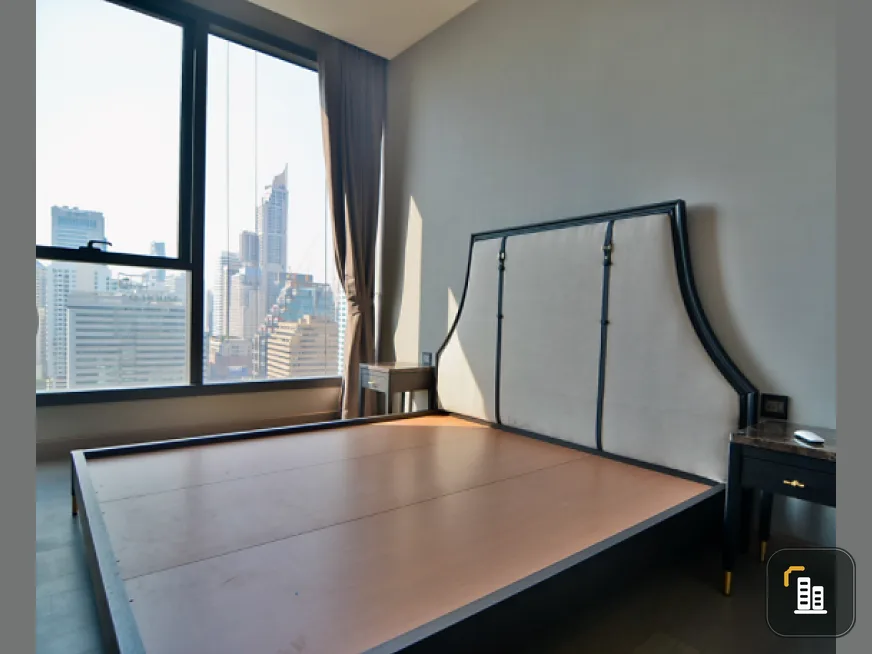For rent, The Esse at Singha Complex, 1 bedroom, 19th floor, size 36 sqm, beautiful view, ready to move in. Don't be slow to tell.