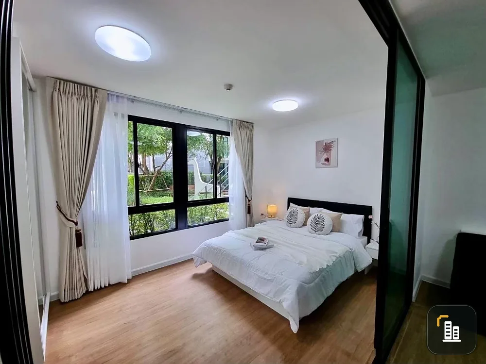 For rent: I Condo Salaya, spacious room, 1st floor, garden view, fully furnished, ready to move in with your luggage. Book now.