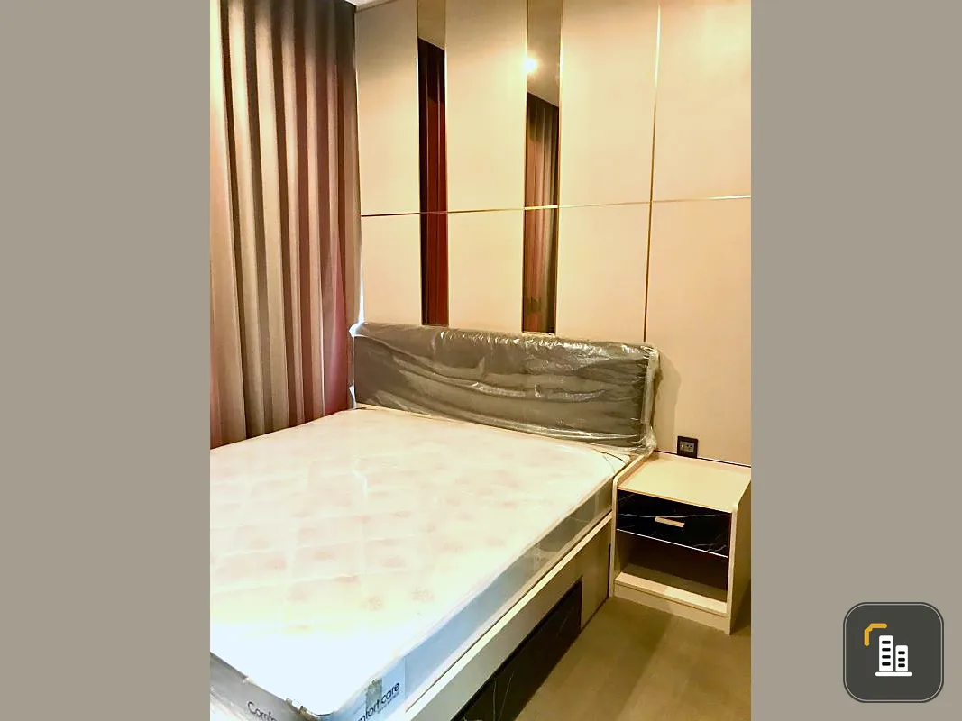 For rent, The Esse at Singha Complex, luxury decorated room, very young child, built-in at every point Don't miss it.