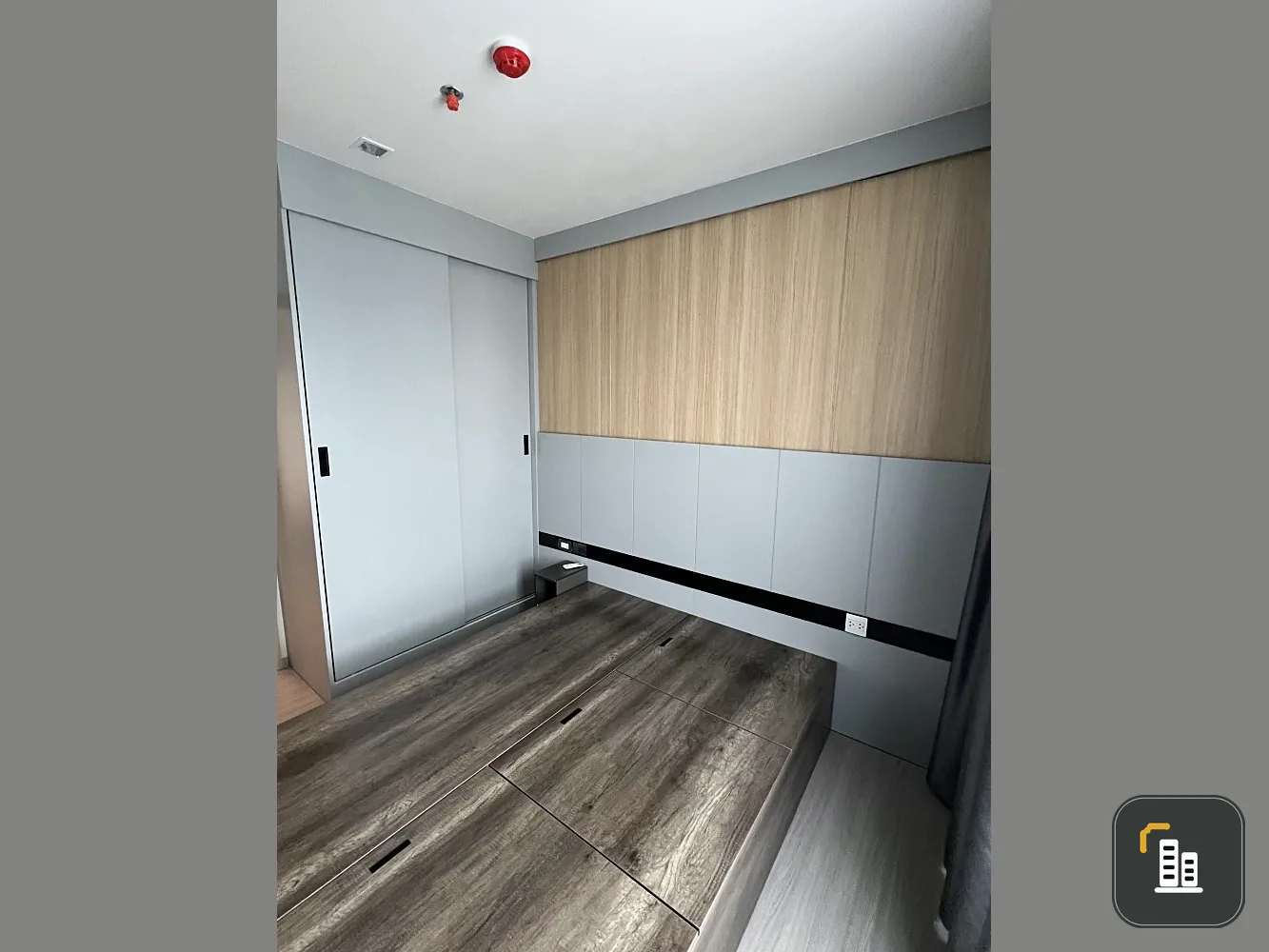 Life Sathorn - Sierra for sale, beautifully decorated room. Good built-in The sofa can be adjusted to sleep. Great price. Reserve quickly.