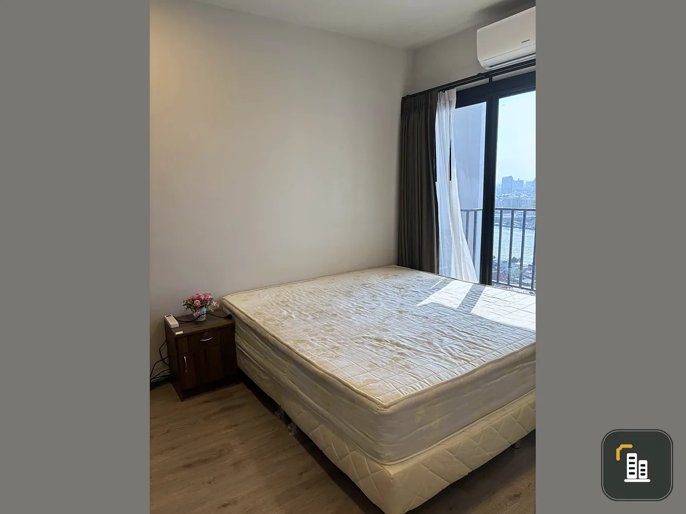 For sale: Chapter One Flow Bang Pho, high floor, river view, complete with furniture and electrical appliances. Hurry and reserve now.