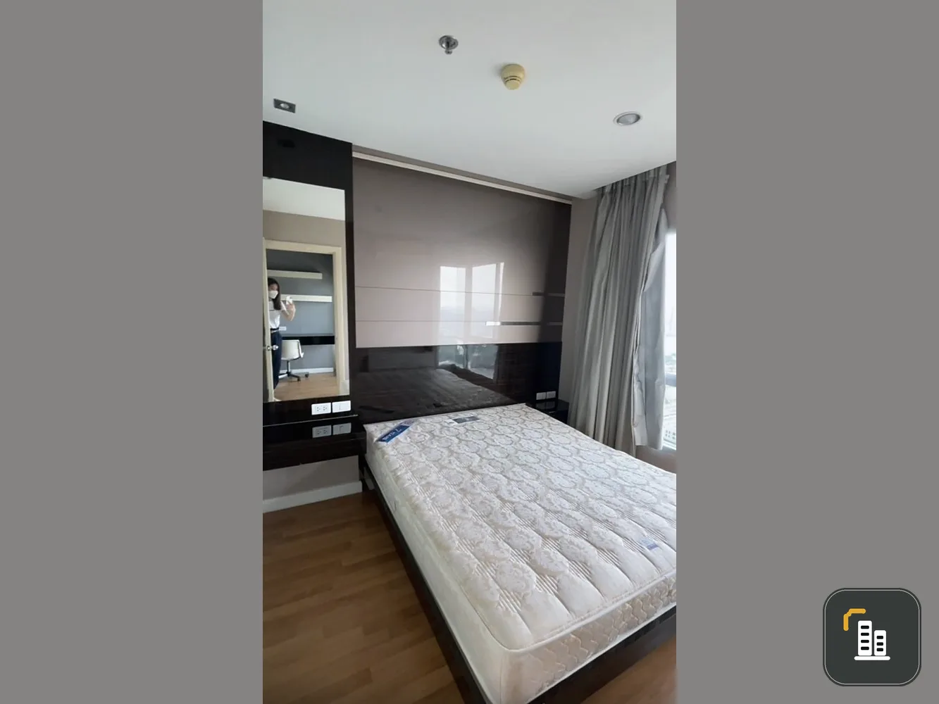 For sale, Lumpini Park Riverside Condo - Rama 3, 33rd floor, high view, not too expensive, I tell you, don't wait.