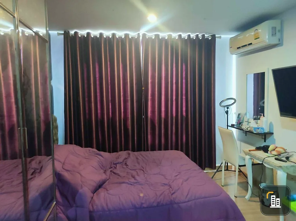 Urgent sale or rent, The niche ID Lat Phrao Wang Hin. Spacious room Satisfying usable space Must hurry to reserve the owner.
