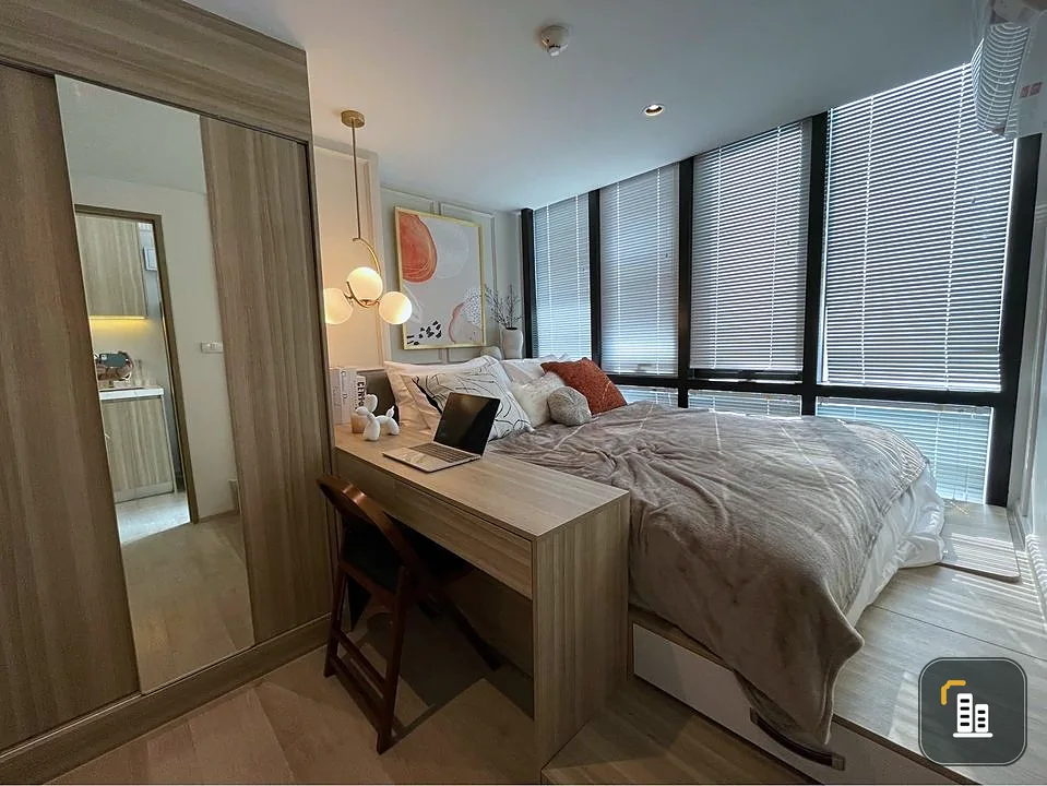 For sale: Altitude Unicorn Sathorn - Tha Phra. Room decorated in a minimalist style. Minimalist. Full set of furniture. You can come alone.