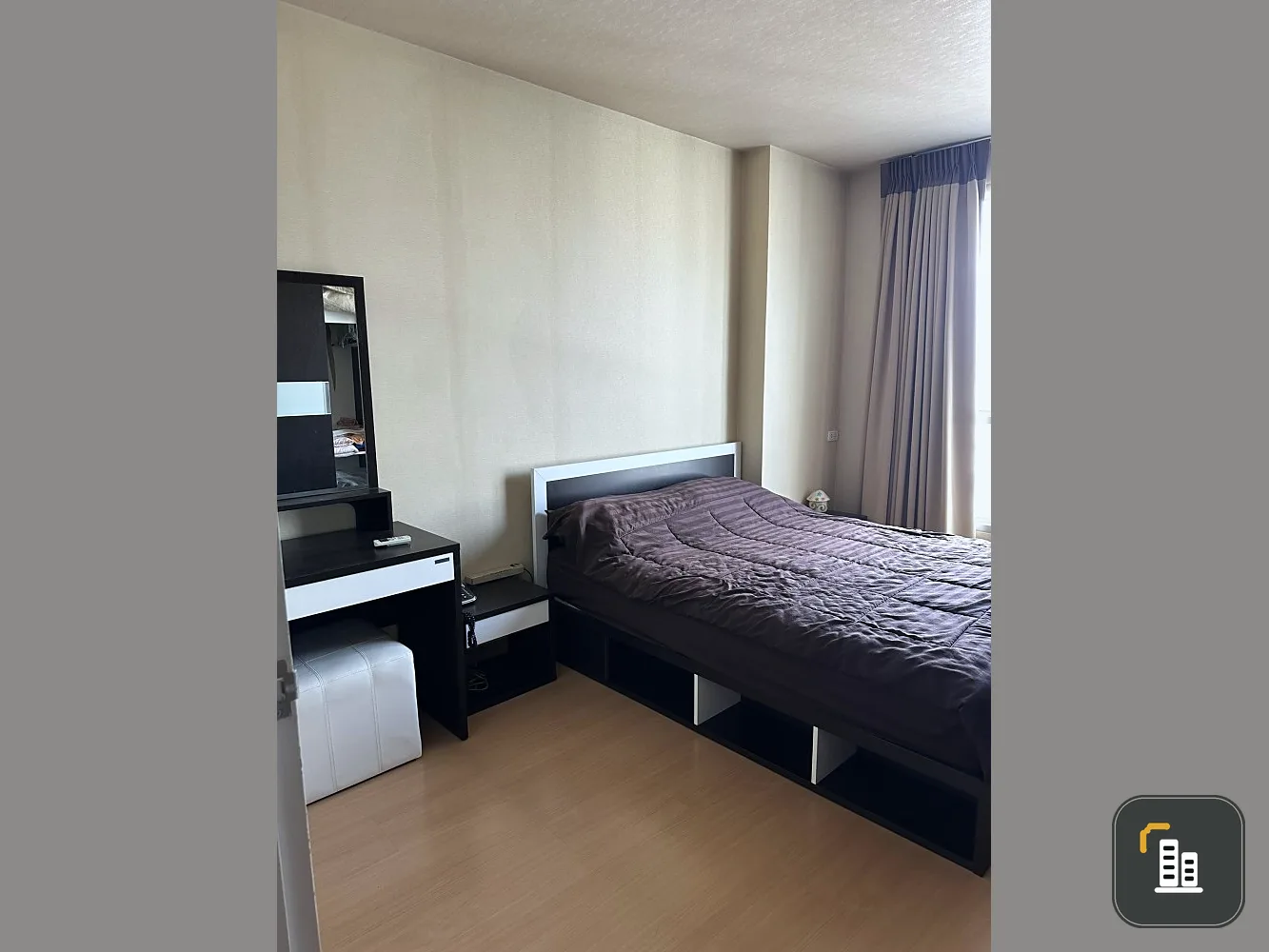 For sale: Life at Ratchada (Lat Phrao 36). The room is neatly decorated, clean and comfortable. Can't reserve anymore.