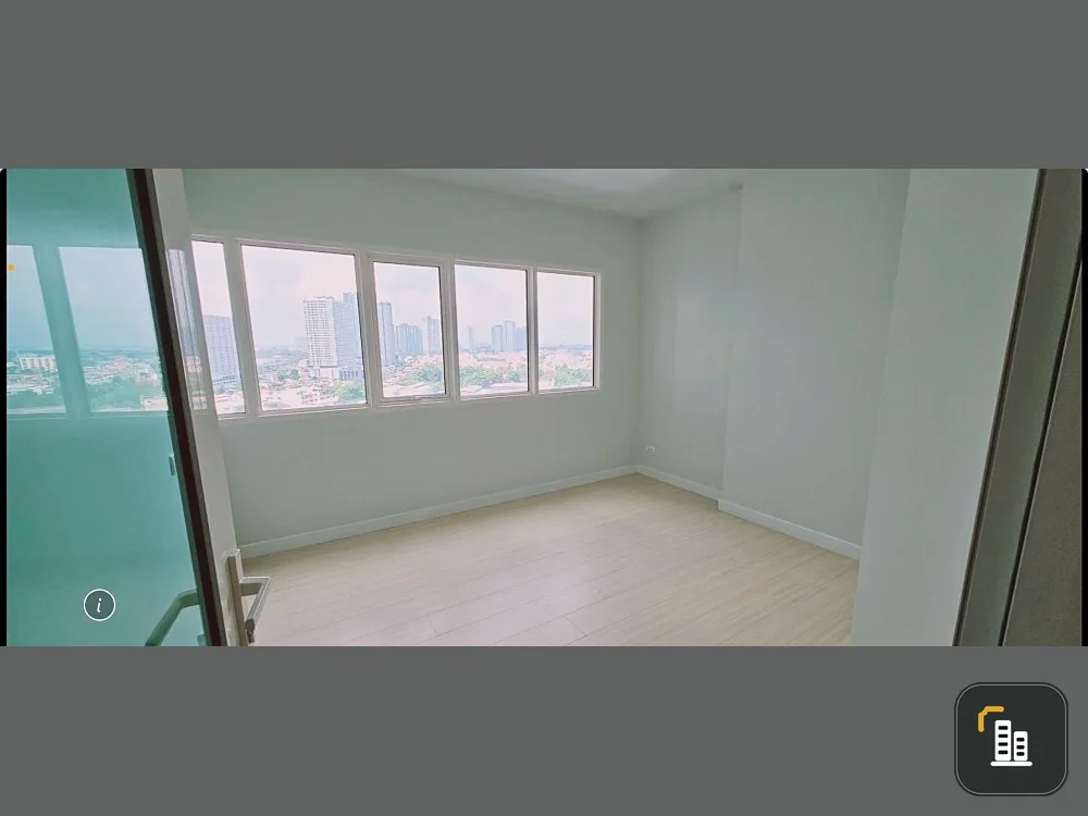 For sale: Metro Sky Wutthakat, high floor, empty room, open and airy. Those who renovate rooms, don't miss it.