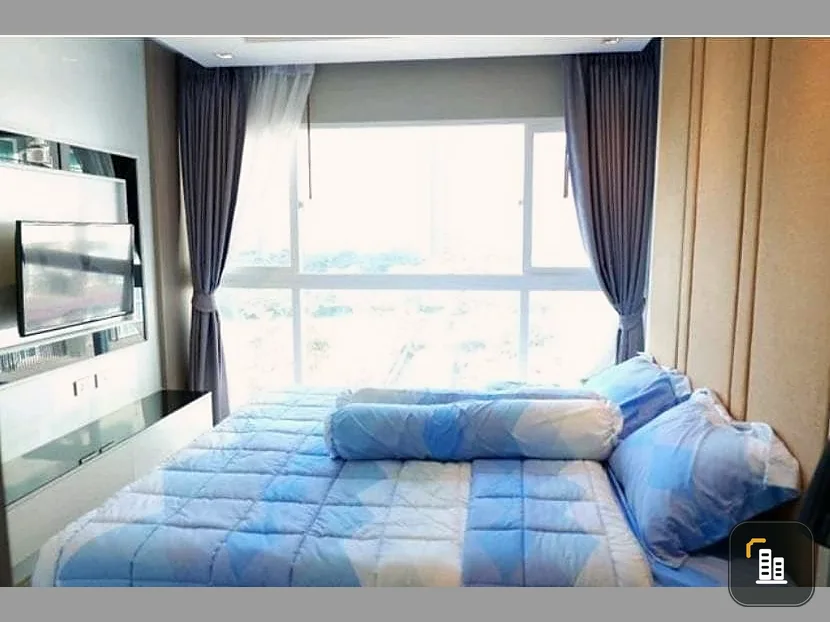 For sale: Lasantia (Jomtien), pool view, simple decorated room, ready to move in, complete set of furniture, don't miss it.