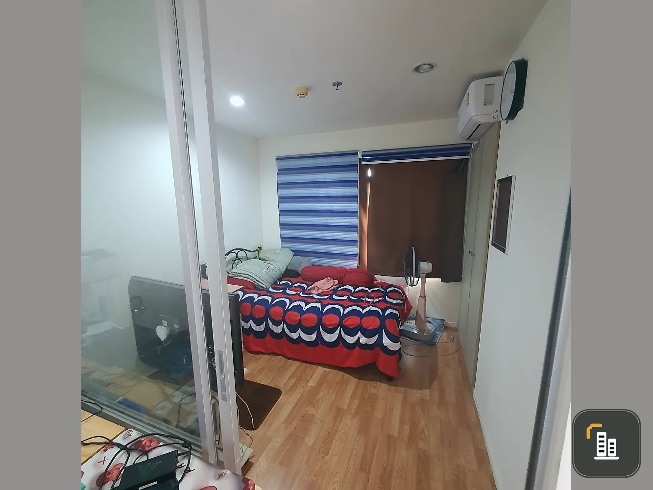 For sale, for rent, Lumpini Park Phetkasem 98, partitioned room, 17th floor, unblocked view, fully furnished, hurry and reserve quickly.
