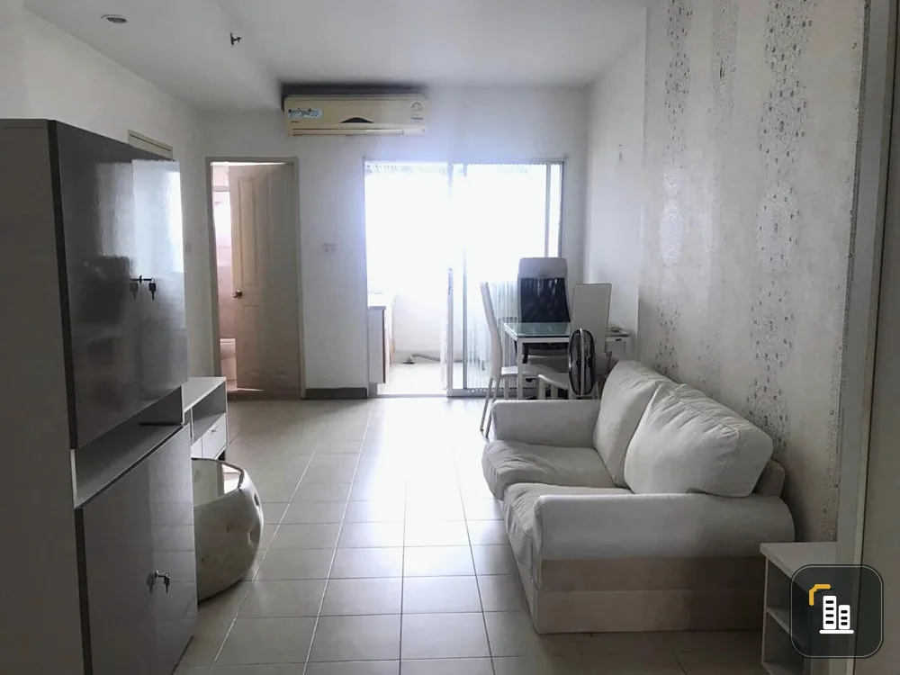 Condo for sale, Supalai Park Srinakarin, decorated with wallpaper, white tone, low price, complete here.