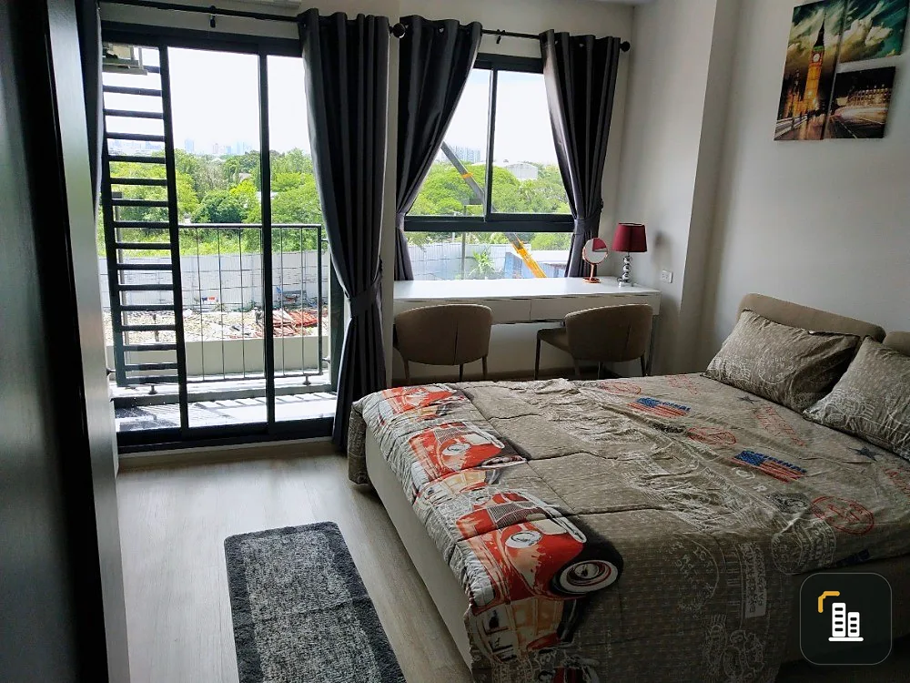 For sale: Ideo New Rama 9, studio room, 6th floor, good height, unblocked view, great price, reserve first and get in first.