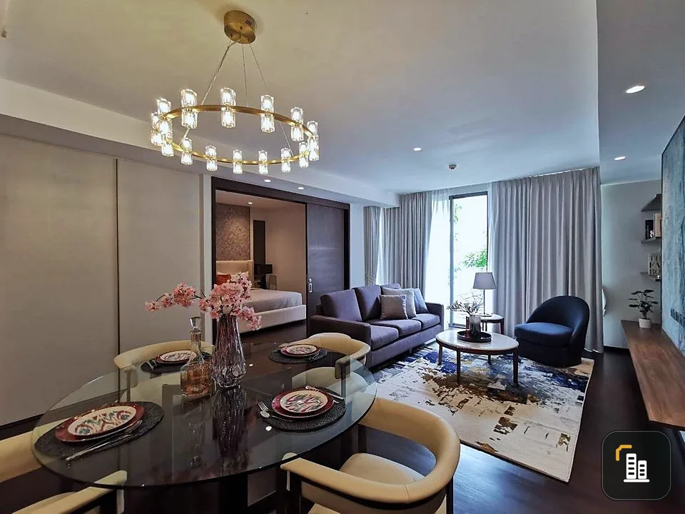 For sale: La Citta Thonglor 16, spacious room, beautifully decorated, modern style. It's nice to live like this. If you don't reserve, you'll miss a l
